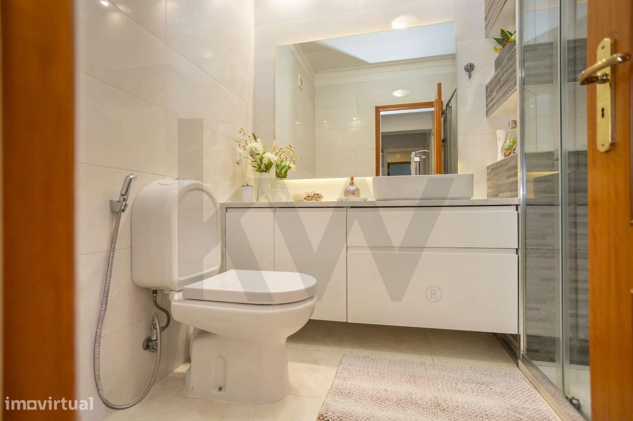 Apartamento T3 com varanda - Fidalguinhos - Barreiro-22