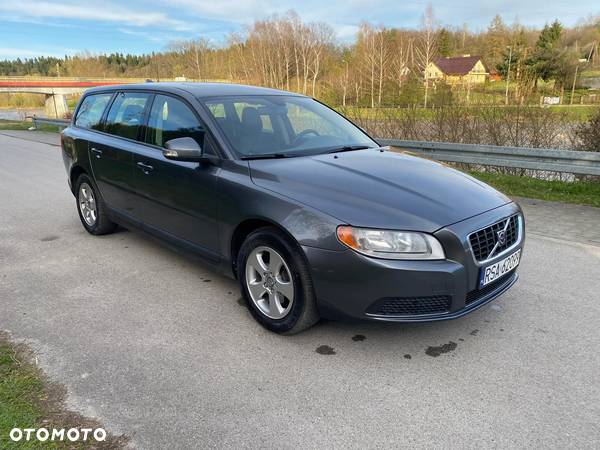 Volvo V70 - 3