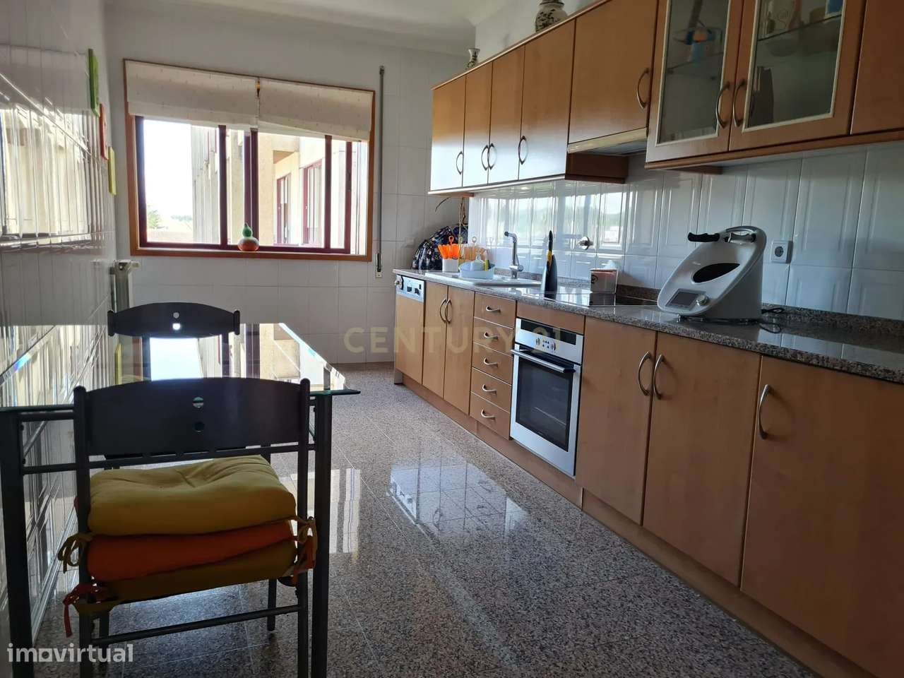 T2 junto à Praia da Granja - Grande imagem: 3/16