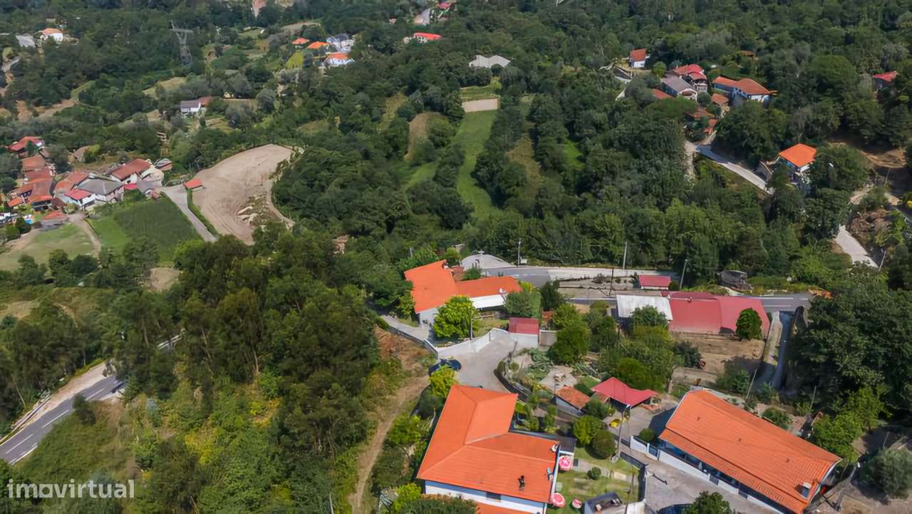 REFÚGIO ISOLADA ÀS PORTAS DO GERÊS: Natureza, privacidade e vistas.-24