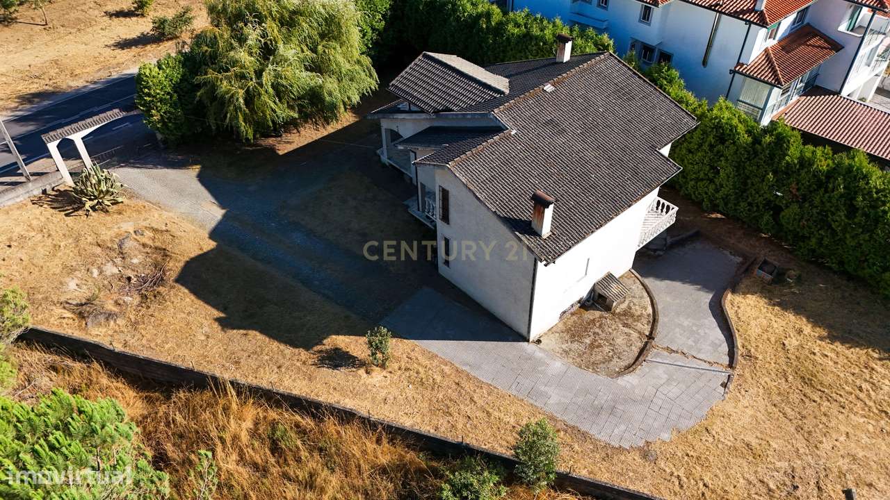 Moradia Isolada T5 em Silgueiros  - Oportunidade Única!-1