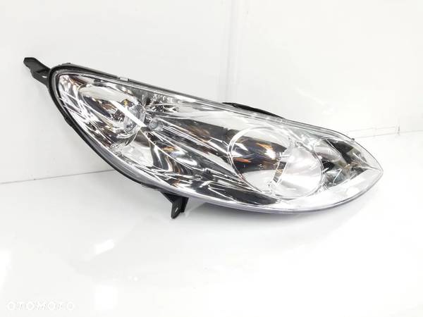 LAMPA PRZEDNIA PRAWA PEUGEOT 407 0301213204 OEM EUROPA - 1