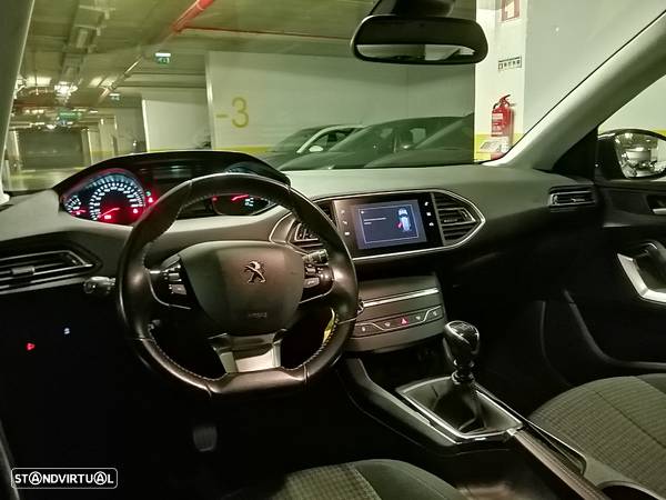 Peugeot 308 1.5 BlueHDi Style - 14