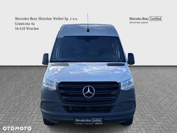 Mercedes-Benz Sprinter - 9