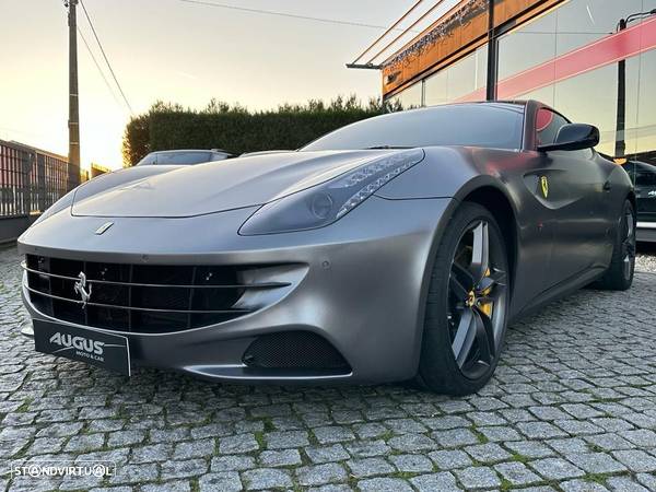 Ferrari FF - 11