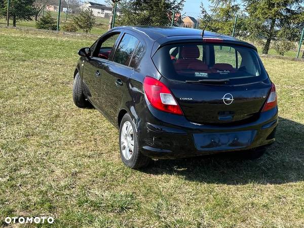 Opel Corsa - 4