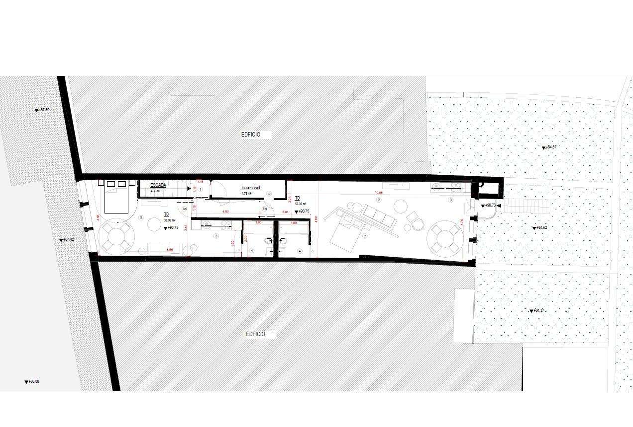 Prédio Devoluto de 3 Pisos na Rua do Almada – Baixa do Porto-3
