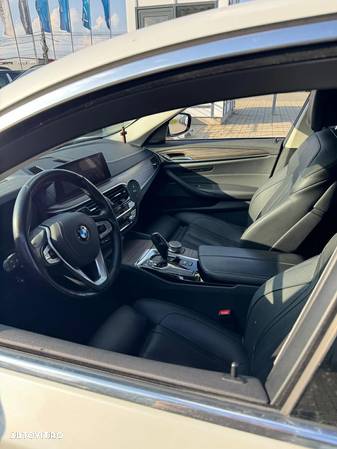 BMW Seria 5 520d xDrive Aut. Luxury Line - 15