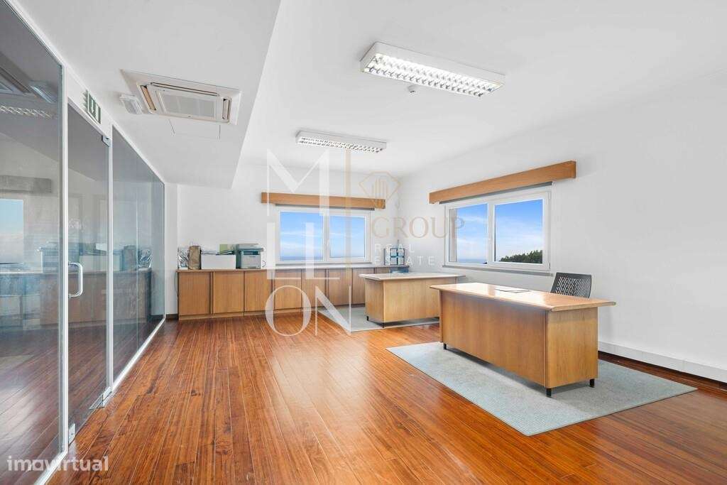 Oportunidade de Investimento Industrial - lote 7.290 m2 com 1.595 m2 d-20