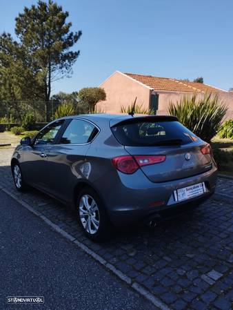 Alfa Romeo Giulietta 1.6 JTDM 16V Impression - 7