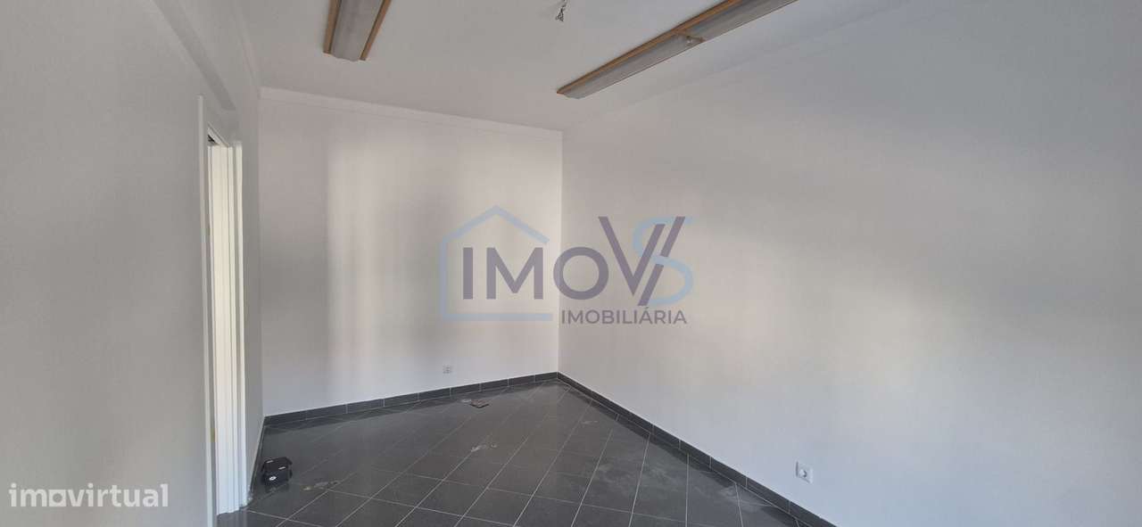 Apartamento T3 no Centro de Ferreira do Zêzere – Excelente Oportunidad-5