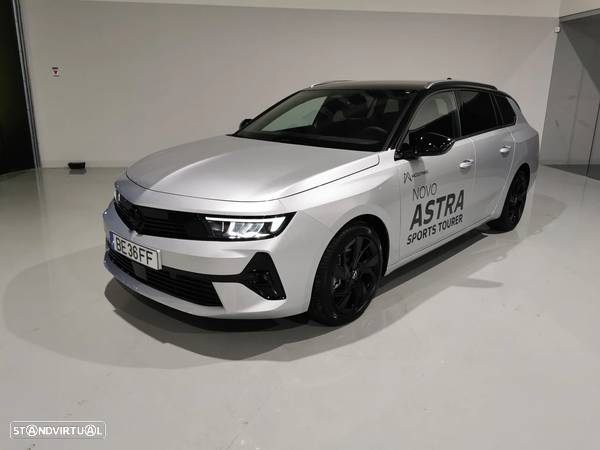 Opel Astra Sports Tourer 1.2 T GS - 2