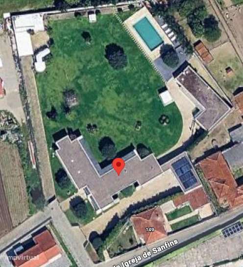 Vende-se moradia de luxo-59