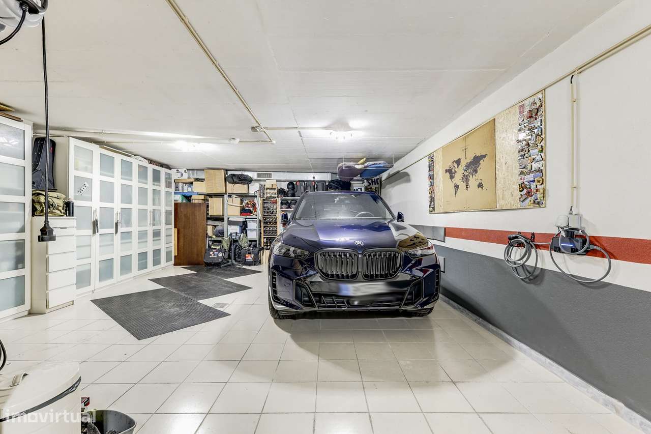 T3 com Garagem em Carnide – Conforto e Localização Privilegiada em Lis-24