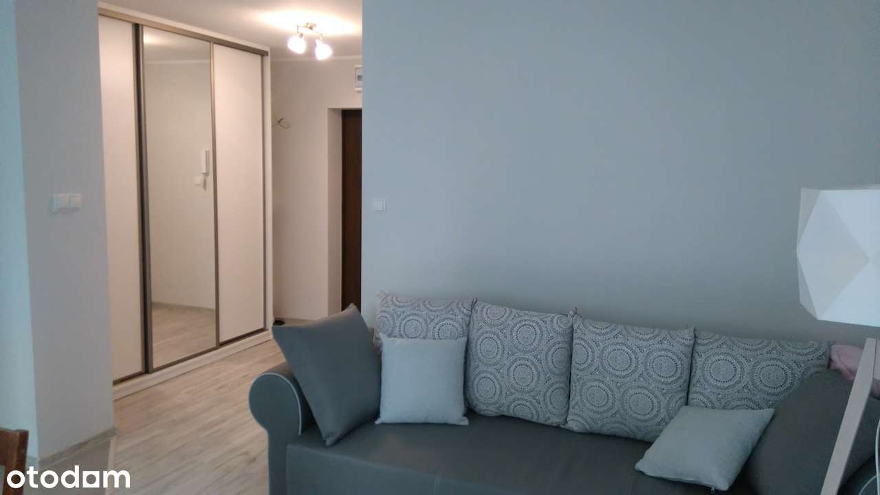 Przestronne mieszkanie 35m² z widokiem na ulicę - Pełny obrazek: 4/6