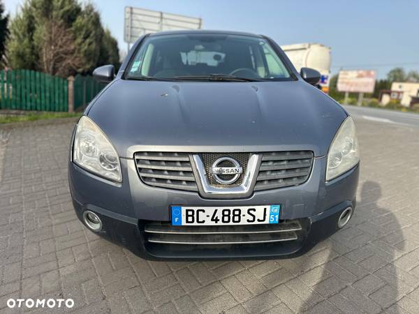 Nissan Qashqai 2.0 dCi DPF tekna - 11