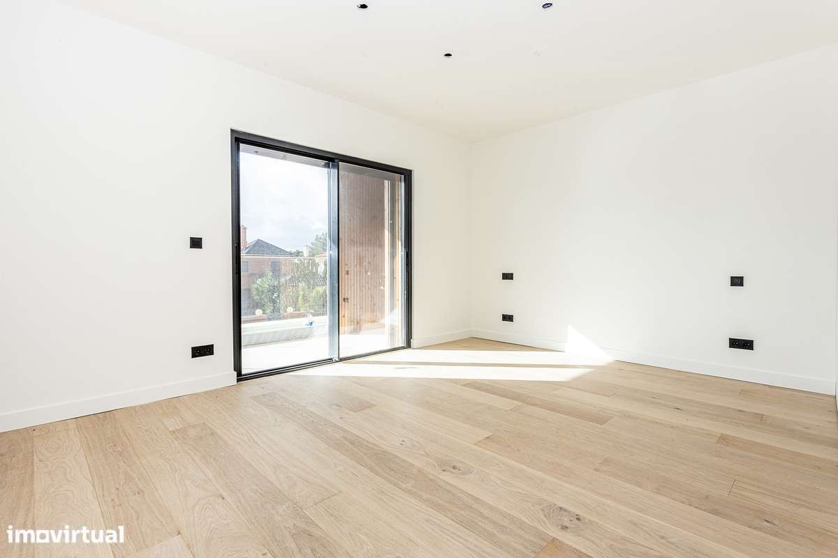 A estrear Villa T4 em Birre, Cascais-34