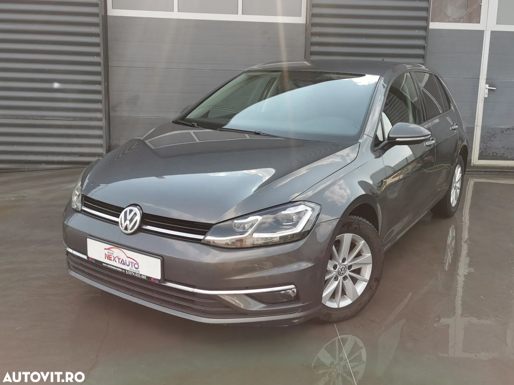 Volkswagen Golf 1.0 TSI DSG Comfortline - 1