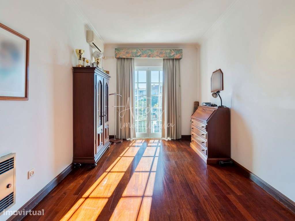 Moradia V6 centro do Montijo-28