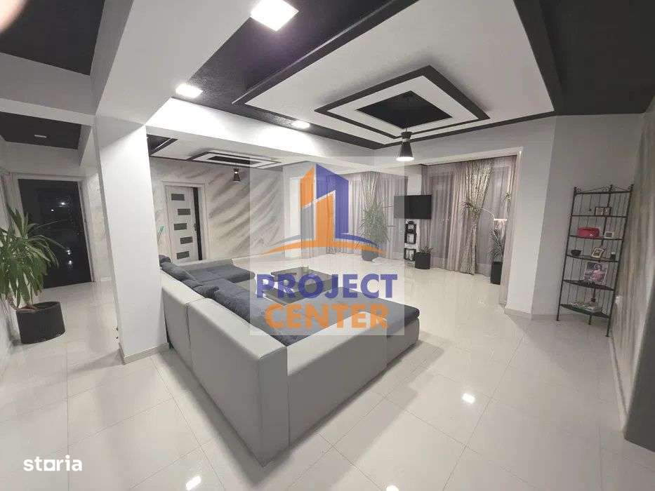 Apartament 4 camere Trivale - Imagine principală: 1/8