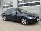 BMW Seria 3 320i Aut. Sport Line - 24