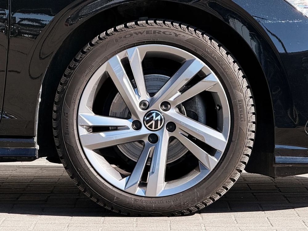 Volkswagen Golf 1.5 Etsi MHEV R Line DSG 150 KM — zdjęcie 6