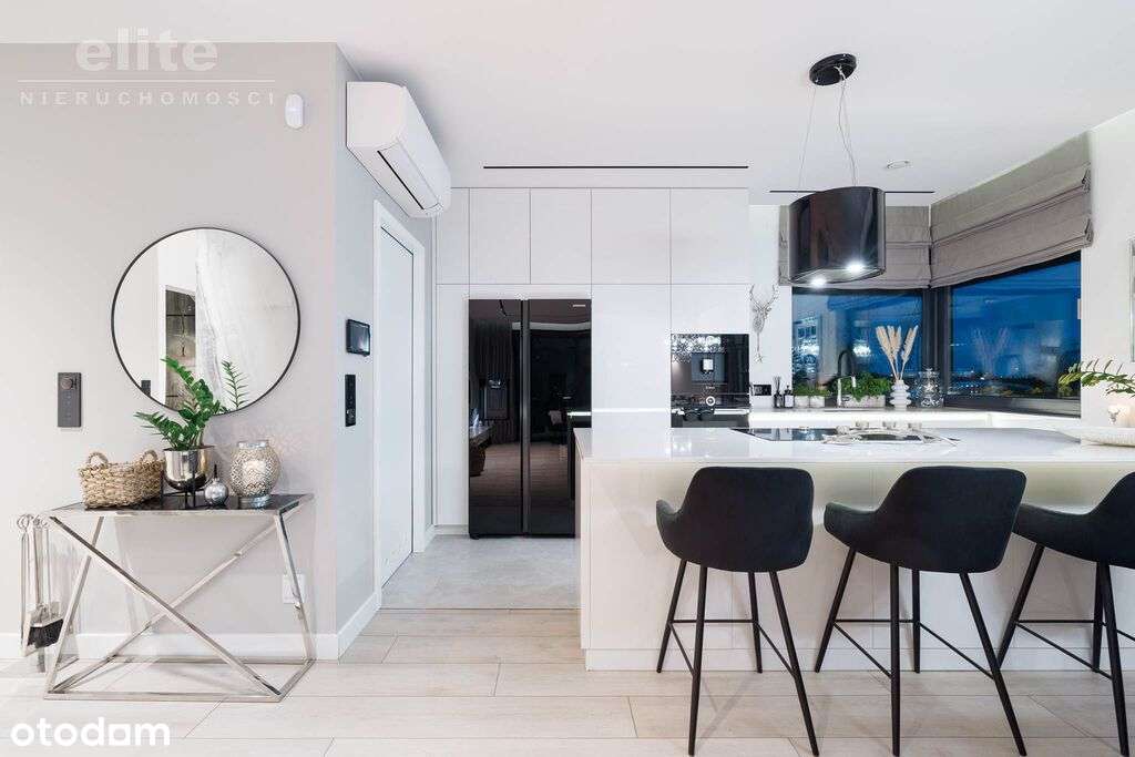 Śliczny wolnostojący dom na sprzedaż 5 pokojowy-3