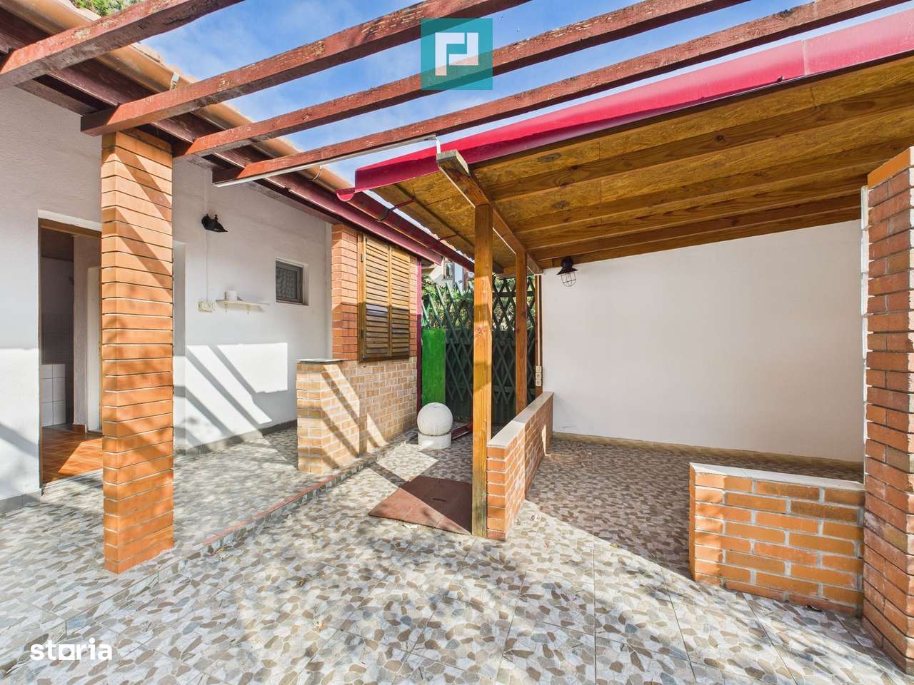 Casă cu o cameră, teren 350 mp în Subcetate - Imagine principală: 4/20