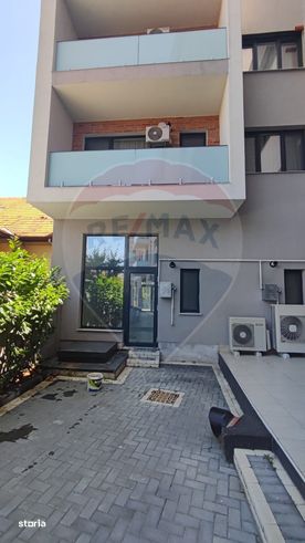 Spațiu comercial 93 mp de vanzare Ultracentral Promenada Crisului-11