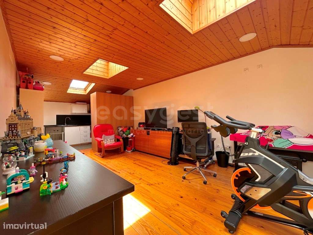 Apartamento T0 com 52m2, com varanda em Campo de Ourique - Grande imagem: 2/18