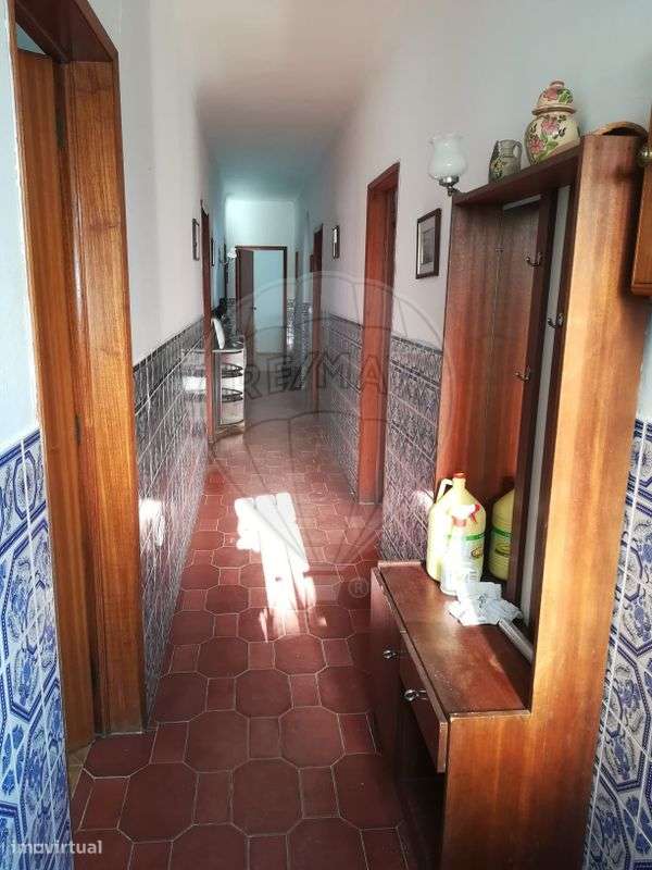 Moradia T5 para venda-3