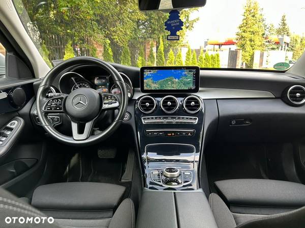 Mercedes-Benz Klasa C 220 d T 9G-TRONIC Avantgarde - 21