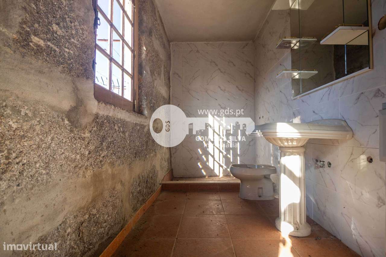 T1 com 45m², aquecimento a gás e localização central - Grande imagem: 3/20