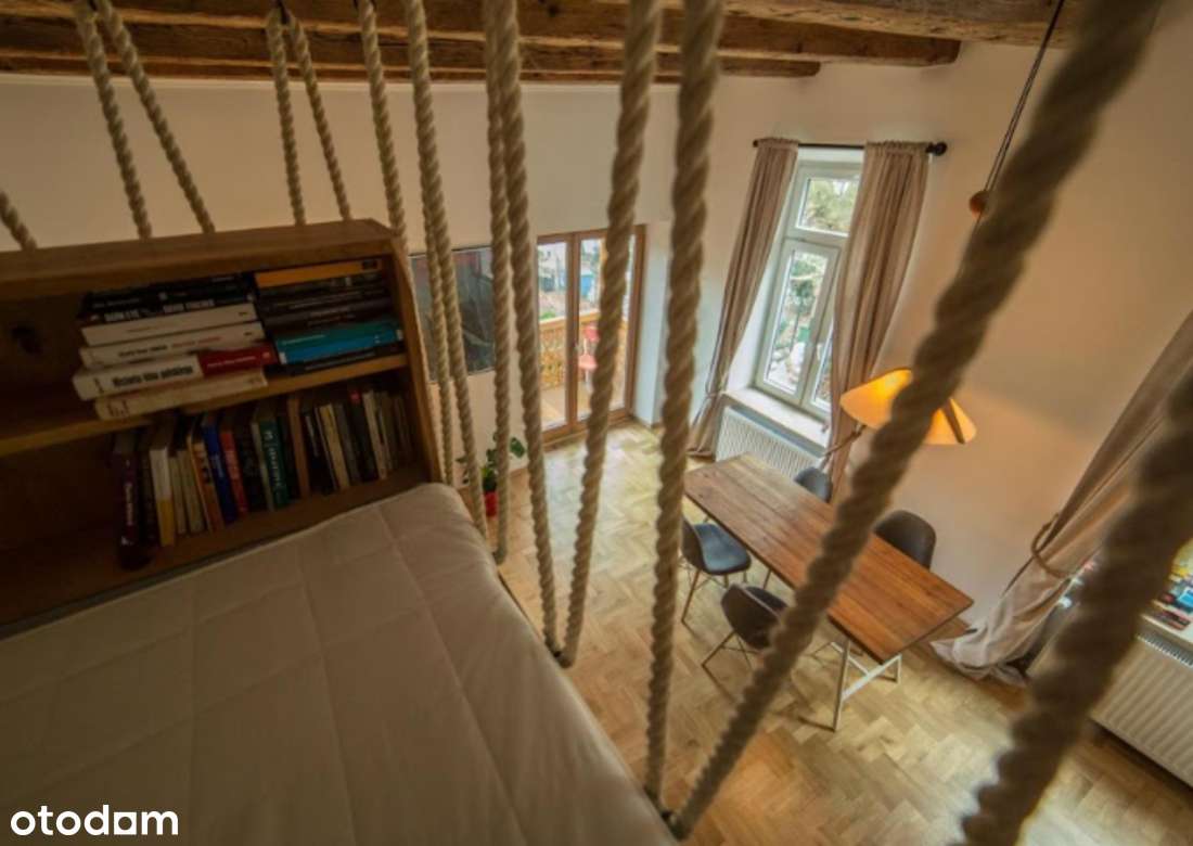 Stare Miasto | 63m2 | 2 pokoje | antresola | balkon | widok na ogród-8