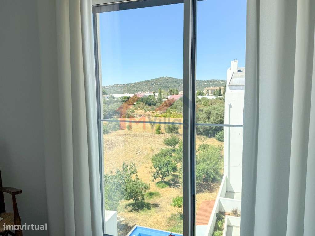 Apartamento T3 com terraço e 2 lugares de garagem no centro- São Br...-23