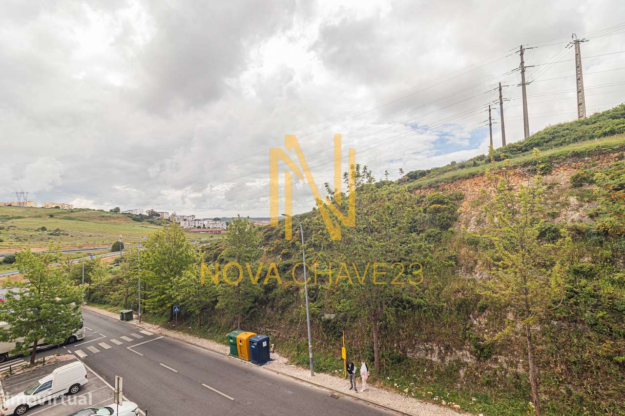 Apartamento T2 com Suíte remodelado nas Campinas – 117,75 m²-31