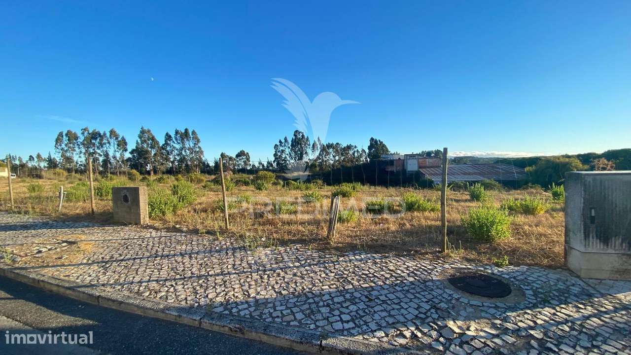 Lote de Terreno para Moradia - Grande imagem: 2/4