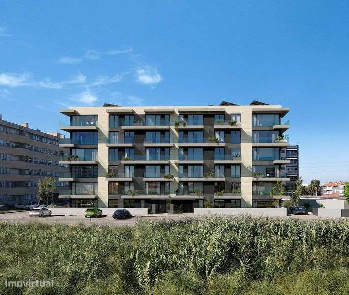 Apartamento T3 Novo com Varanda e 3 Frentes em Santa Marinha, V.N.Gaia - Grande imagem: 5/12