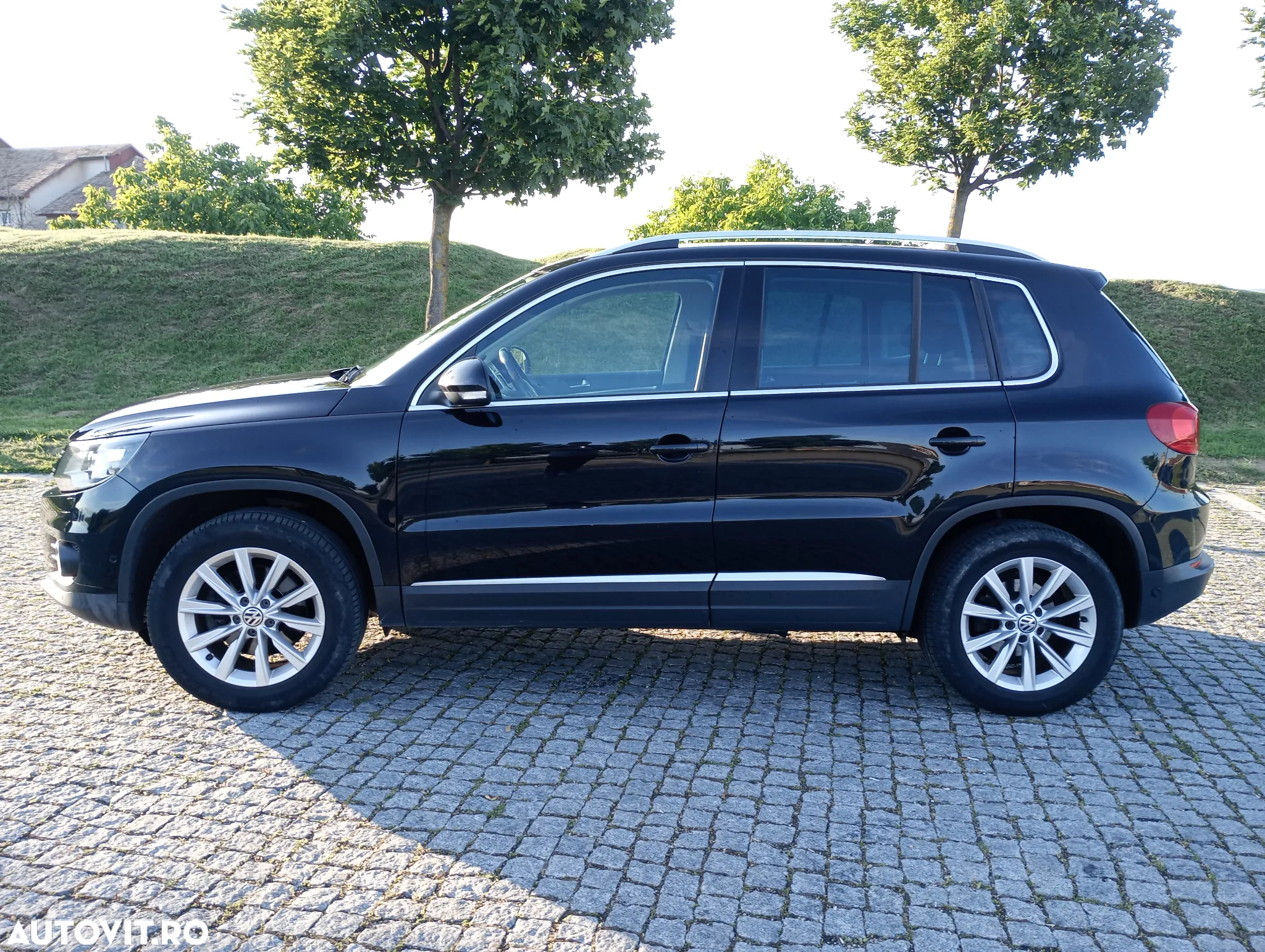 Volkswagen Tiguan - 22