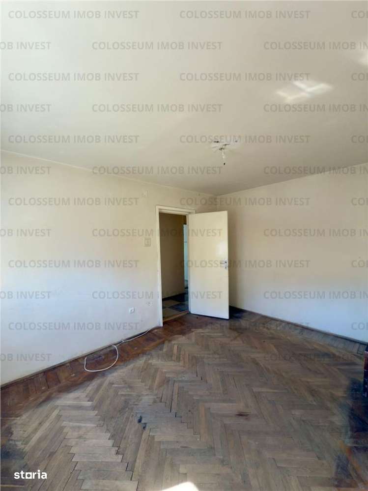 Apartament cu 3 camere, decomandat - zona Mircea cel Batran-2