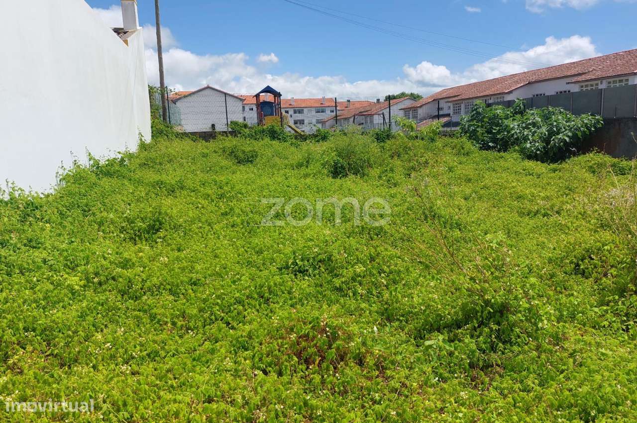 Lote para construção Rua Pintor Domingos Rebelo em Ponta Delgada - Grande imagem: 5/21