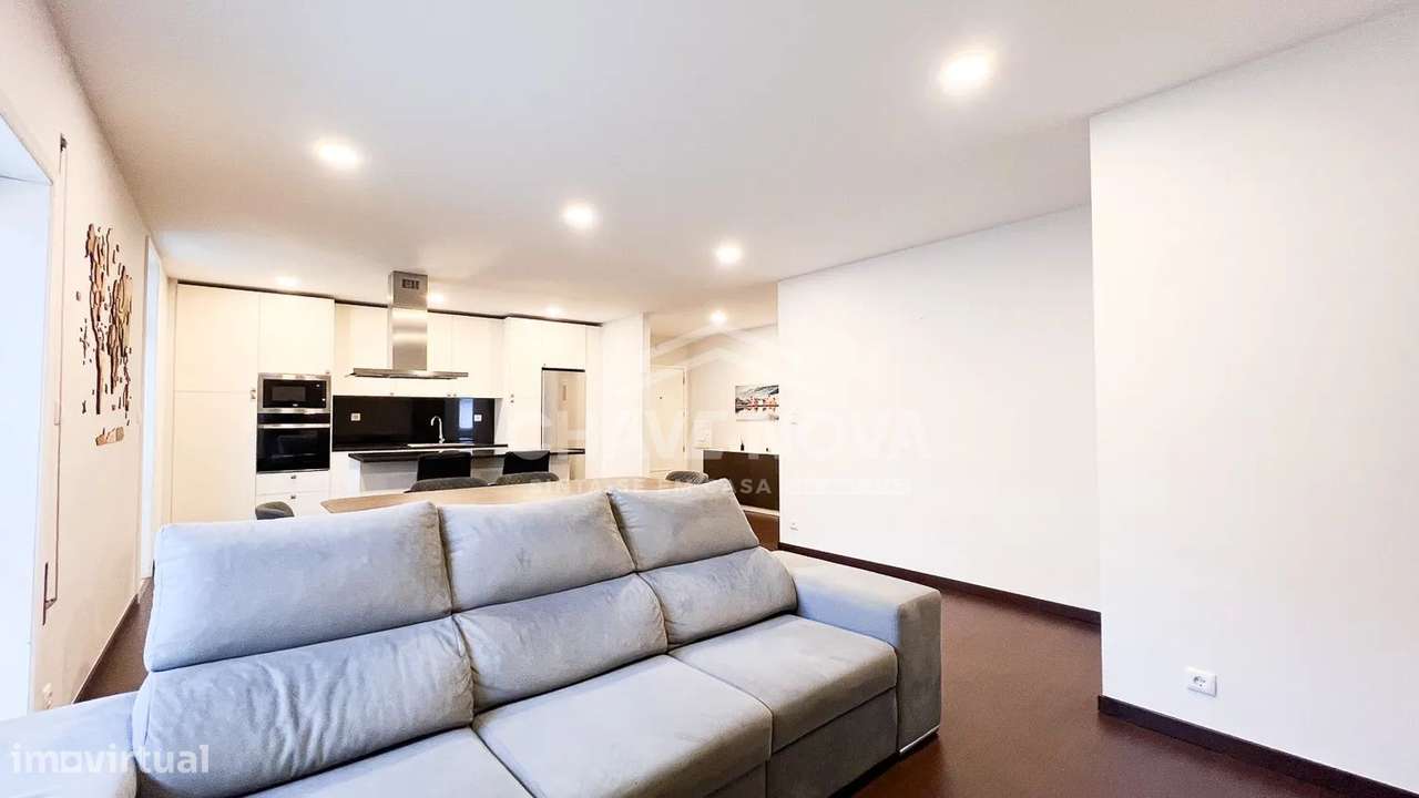 T2 Renovado c/ Garagem Box em Fânzeres - Grande imagem: 4/24