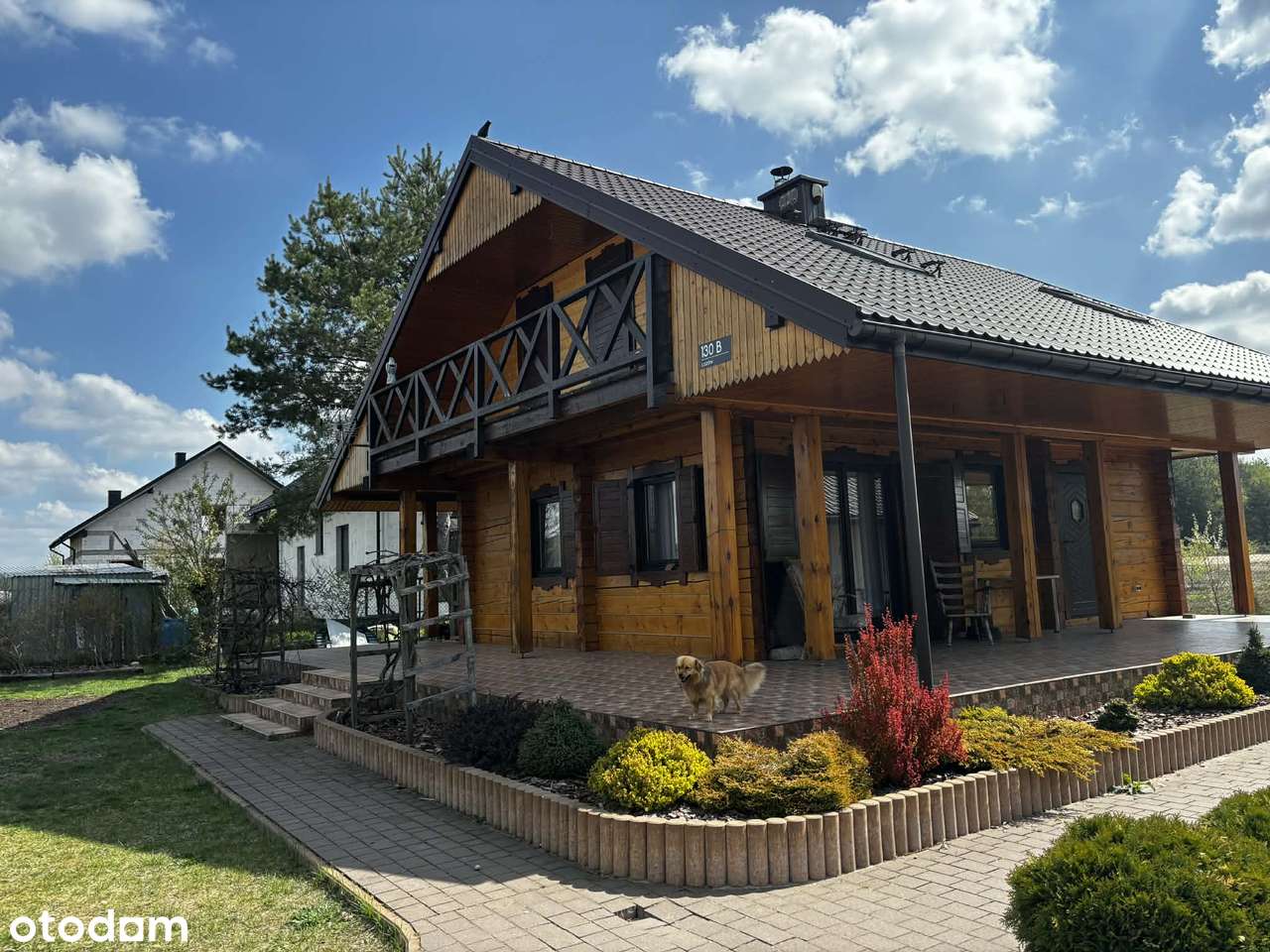Dom na sprzedaż z garażem i działką 724m²