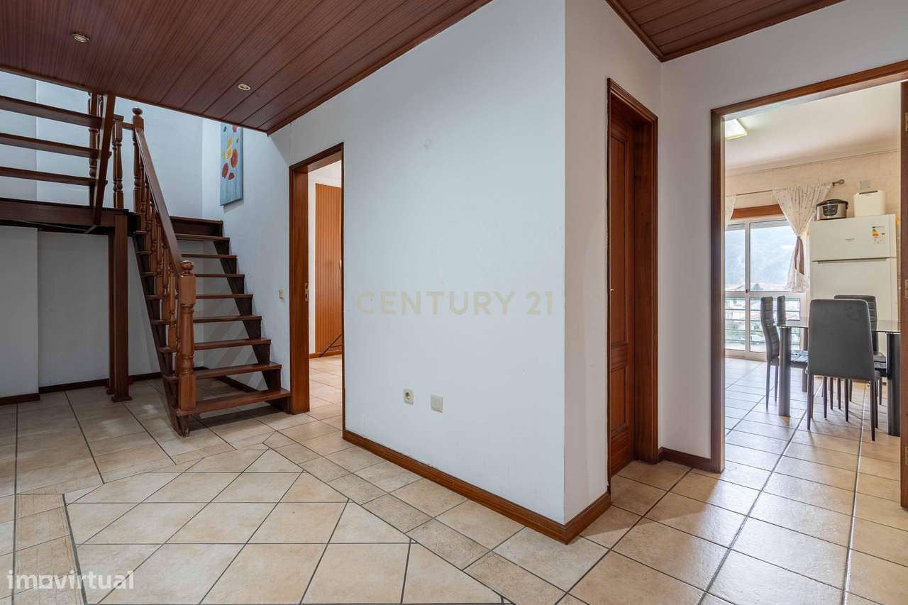 Apartamento T1+2 - Duplex - Grande imagem: 4/32