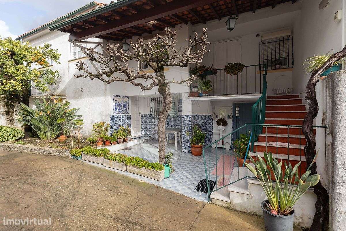 Moradia T4 para venda-8