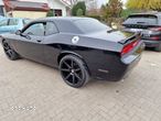 Dodge Challenger - 4