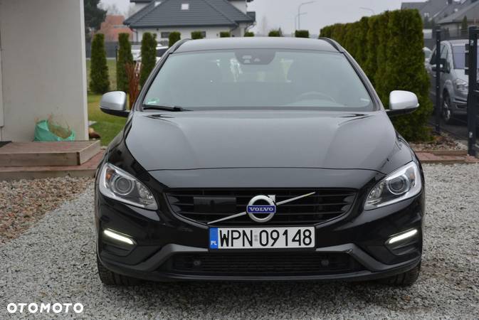 Volvo V60 D3 Geartronic R-Design - 10