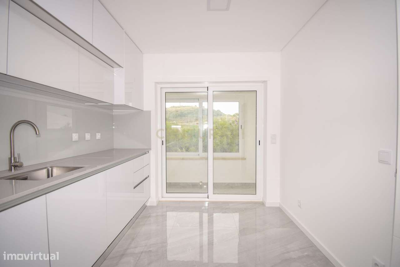 Moradias Condomínio fechado Belas Garden  T2+1 e T3+1-28