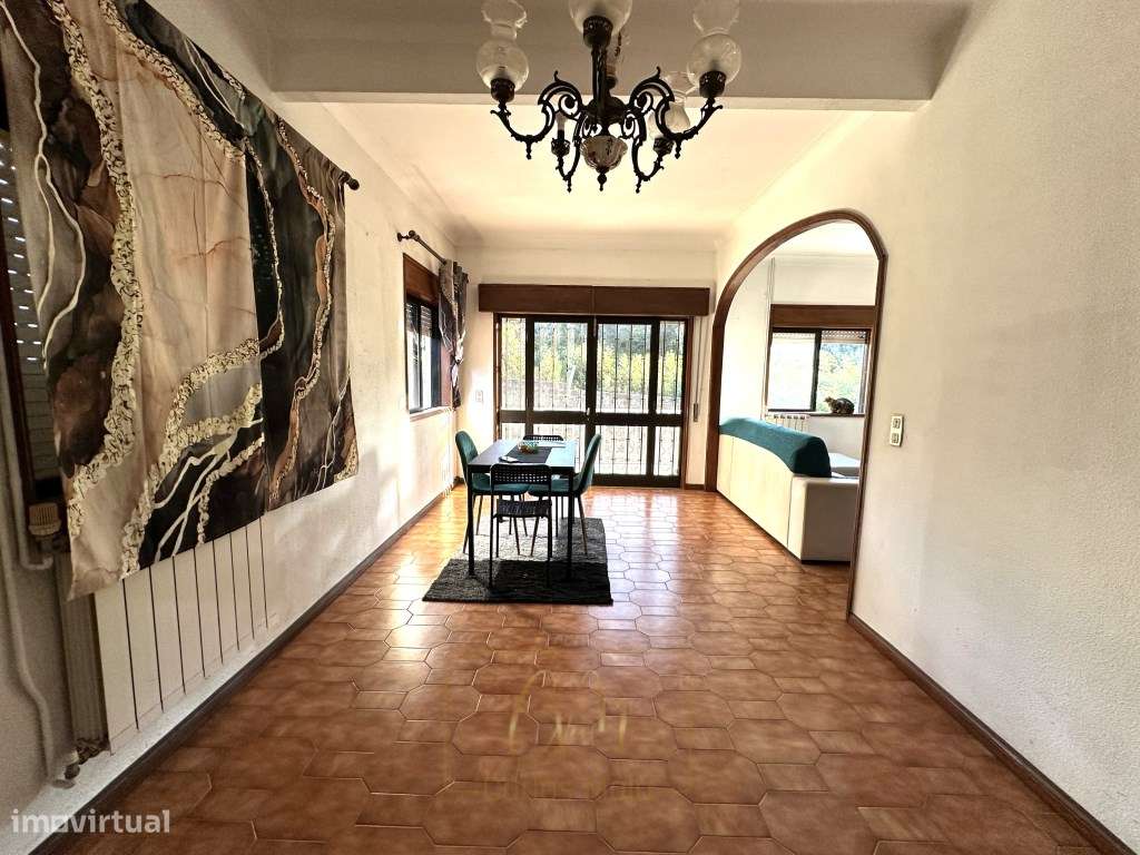 Moradia V4 Retorta com jardim, junto ao rio ave - Grande imagem: 2/22