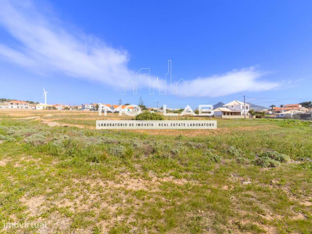 Terreno com 22.040m2 - Porto Santo-11